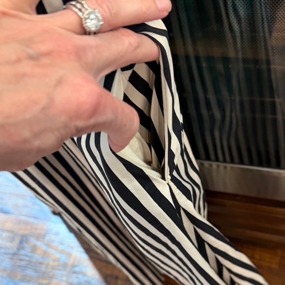 Evereve Cecelia size XS Black and White Striped Smocked Maxi Dress - Picture 8 of 10